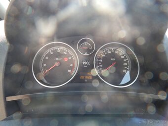 Zafira 1,6 i 77kW - 4