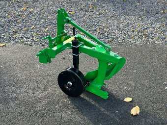 Nastavitelný jednoradličný pluh za malotraktor - 4