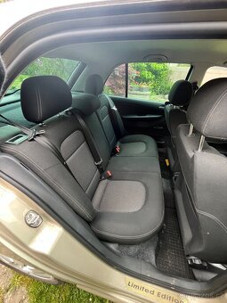 Bouraná Škoda Fabia Čtěte popis - 4