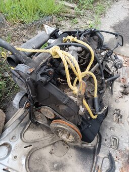 Vw Transporter T4 2,4 diesel motor - 4