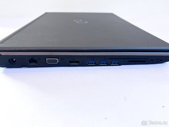 Fujitsu Celsius, 16GB RAM, Intel Core i7, Windows 10 Pro - 4