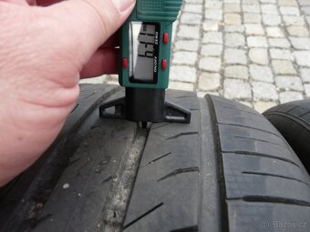 LETNÍ PNEU MASTER 255/40ZR19 - 4