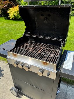 Plynový gril CharBroil - 4