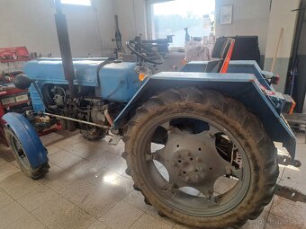 Zetor 3013 (3011)  zúžený do sadu s spz - 4