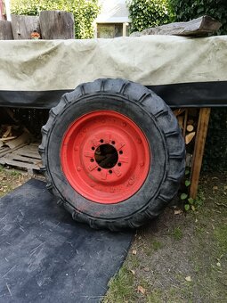 Prodám pneumatiku 13/28 - 4