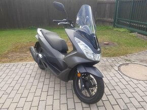 Honda PCX 125 Model 2017 -prvni majitel - 4