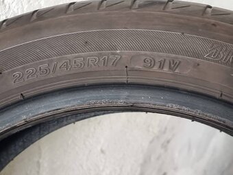 Letní Bridgestone 91V 225/45/17 (1ks pouze) - 4