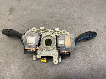 HYUNDAI SANTE FE I 2000-2006 - PÁČKY POD VOLANT - 4