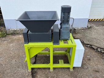 Drtič DR 300 na drcení různých odpadů - 4