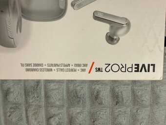 Sluchátka JBL Live PRO2 - 4