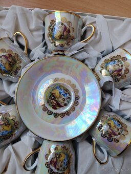 Porcelánová starožitná sada nádobí - 4