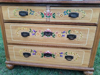 Ručně malovaná komoda - 4