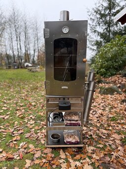 Udírna - Kaiserova ‘80’, Prosklenná - 4