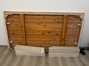 Jídelní stůl z masivu - 4