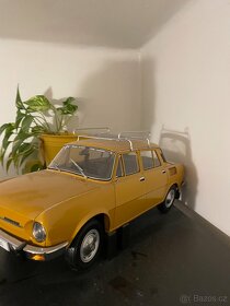 Kovový model ŠKODA 100 v měřítku 1:8 - 4
