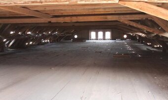 Staré Těšany trámy a staré prkna - 4