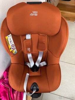 Autosedačka Britax Römer Dualfix M i-size - 4