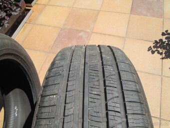 Pneu Pirelli 255/55 R20 - 4