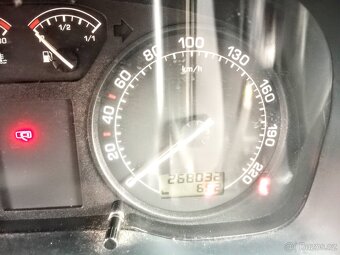 škoda octavia 1.9tdi 66kw r.v 2001 - 4