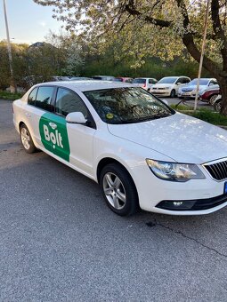 Škoda Superb - 4
