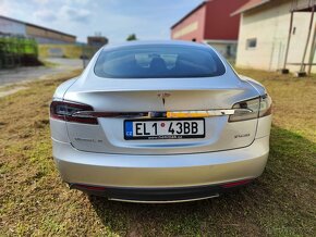 Tesla Model S P85D Insane+ 700k CCS DPH - 4