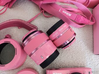 Nikon 1 J1 Pink Boxed + Objektivy - 4
