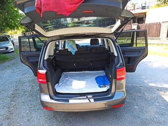 Volkswagen Touran 2.0 Tdi - 4