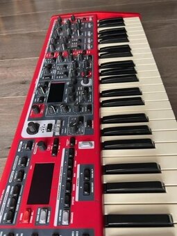 NOrd Electro 5D 73 plus pouzdro Soft Case - 4