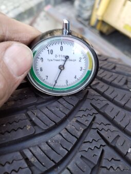 195/65/15 zimni pneu CONTINENTAL a BF GOODRICH 195/65 R15 - 4