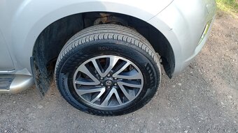 NISSAN Navara AKCE pravostranné řízení - 4