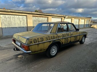 Mercedes W115 240D Žralok - 4