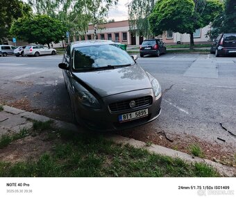 Fiat croma 1.9 JTD - 4