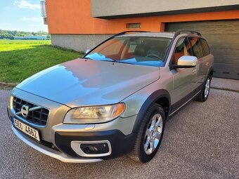 XC70 2.4 D5 136kW AWD (4X4) - 4