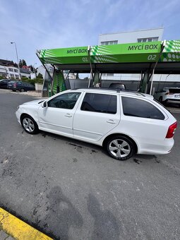 Octavia 2 1.6 TDi 77 kw - 4