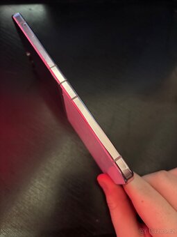 Samsung Galaxy Z Flip 5 512 GB - 4