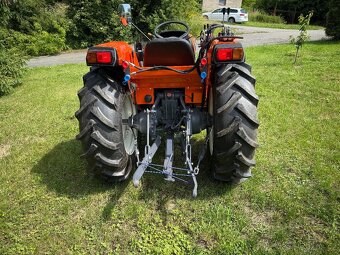 Malotraktor Kubota GL33Grandel s čelním nakladačem 450kg - 4