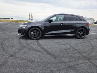 Audi RS3 2023 - 4