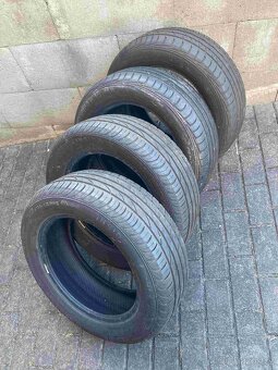 Barum Bravuris 4ks letní 195/60 R15 - 4