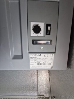 Velka prosklena lednice Tefcold - 4