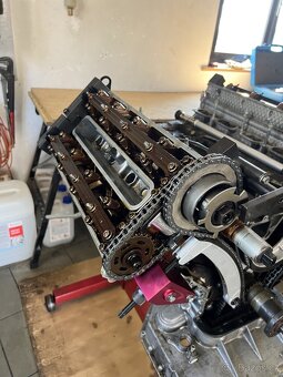 Motor BMW M62B44TU - 4