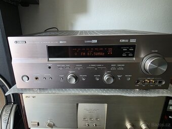 YAMAHA RX V 750 - 4