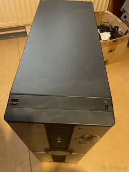 Počítačová skříň Integra – kvalitní, masivní konstrukce - 4