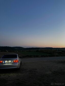 2005 BMW E90 325i - 4