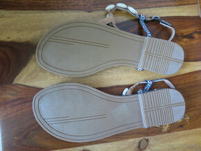Nové dámské sandály / žabky s mušlemi - 4