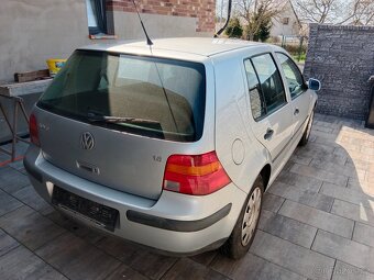 VW Golf 1.6 benzín, r.v. 2002 - 4