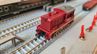 Vláčky N - dieslová lokomotiva BR 237 001 - 4