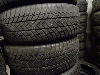 Zimní pneu Bridgestone, 225/60/17, 4 ks, 5,5-6 mm - 4