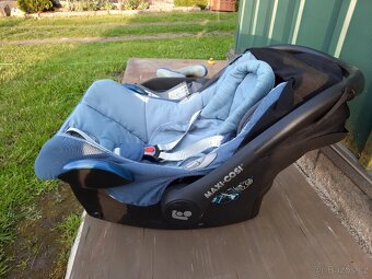 Dětská autosedačka + isofix základna Maxi-Cosi - 4