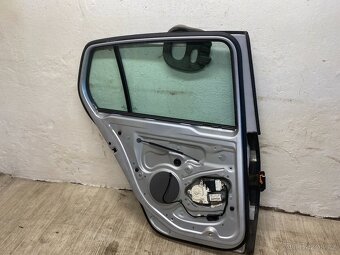 VW GOLF 5 2003-2008 - LEVÉ ZADNÍ DVEŘE KOMPLETNÍ LA7W - 4