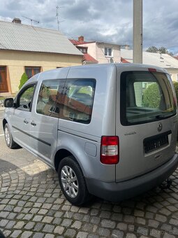 Volkswagen Caddy Life 1.6 MPi - 4